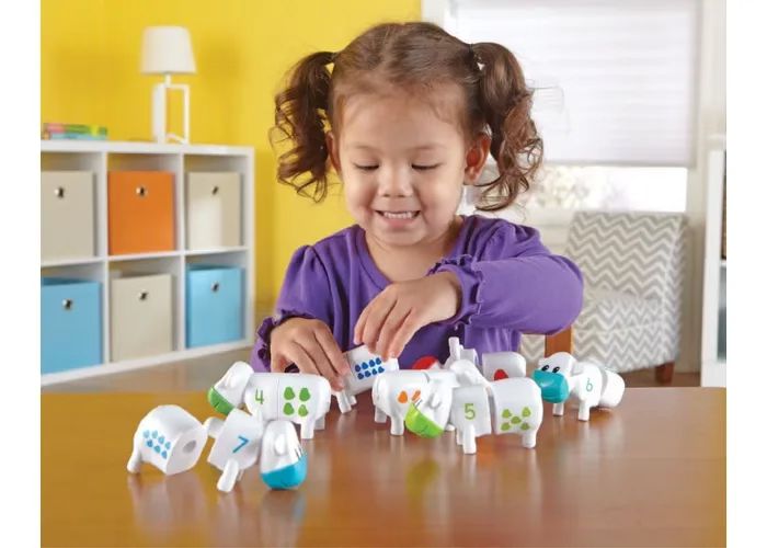 Counting Cows Toy Set - Learning Resources Snap-n-Learn